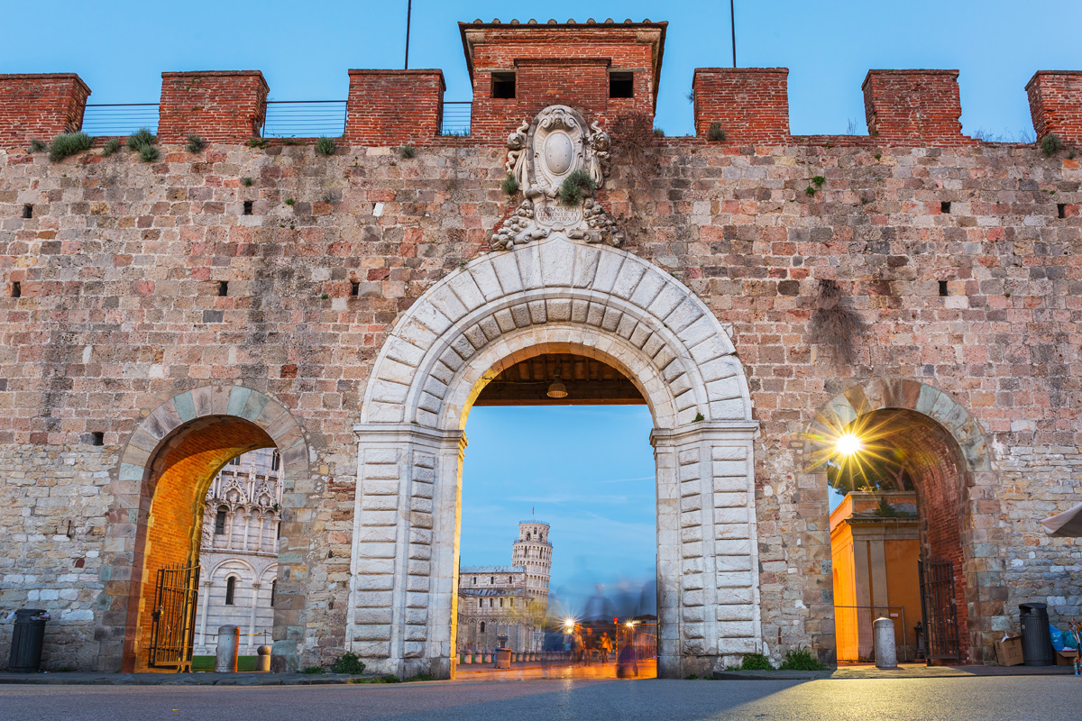 Pisa_Wall_ExpatExplore