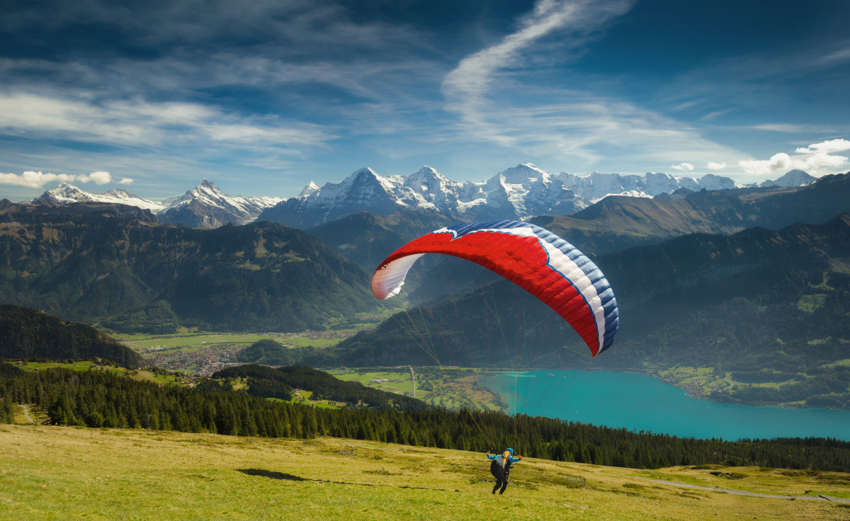 paragliding in switzerland - tour to switzerland - expat explore