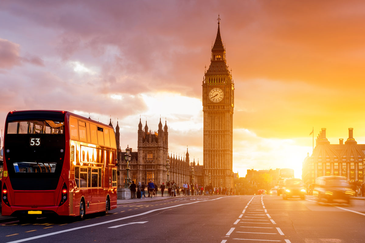 sunset in London - uk tour - Expat Explore