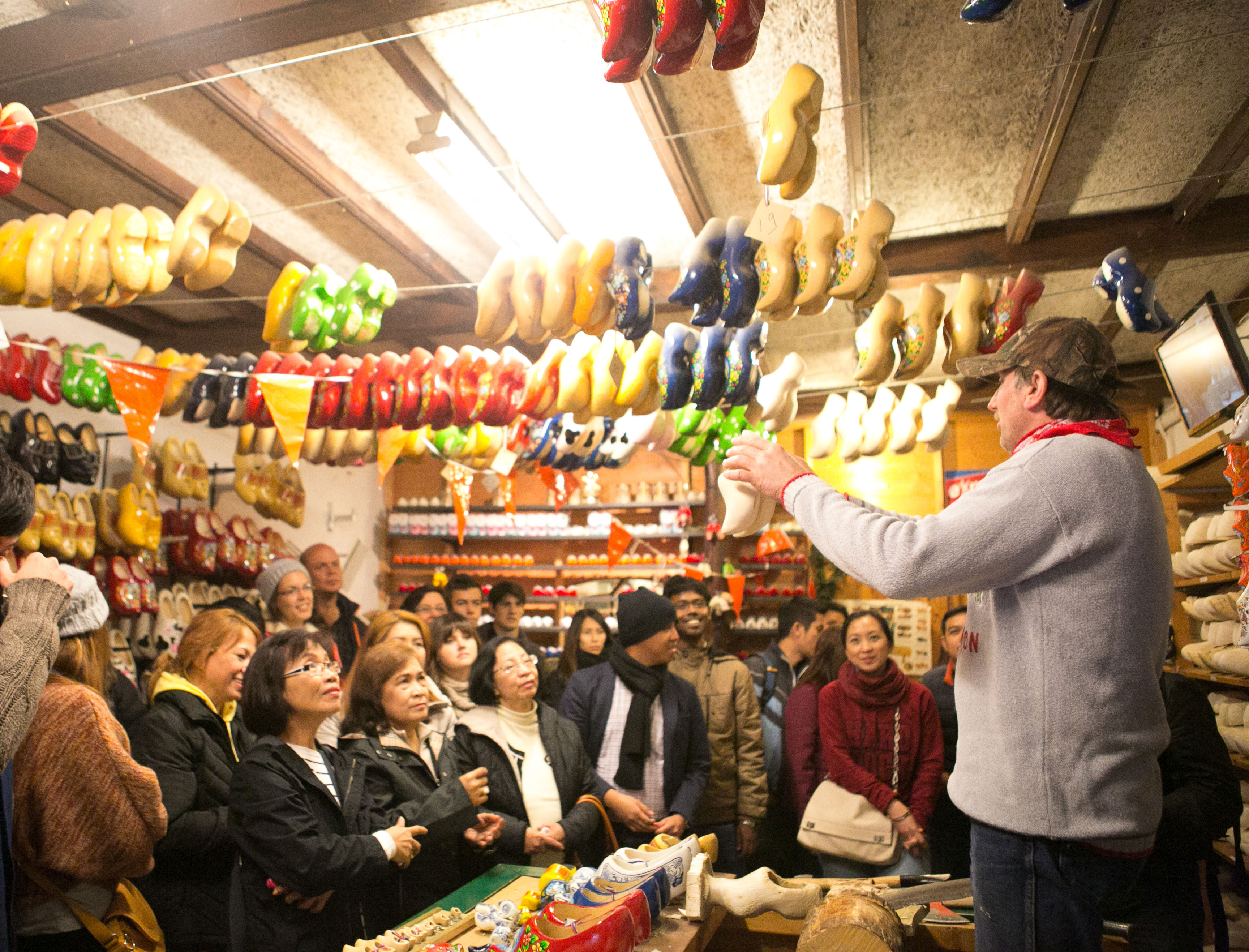 Clog making demonstration by Kees-Jan.
