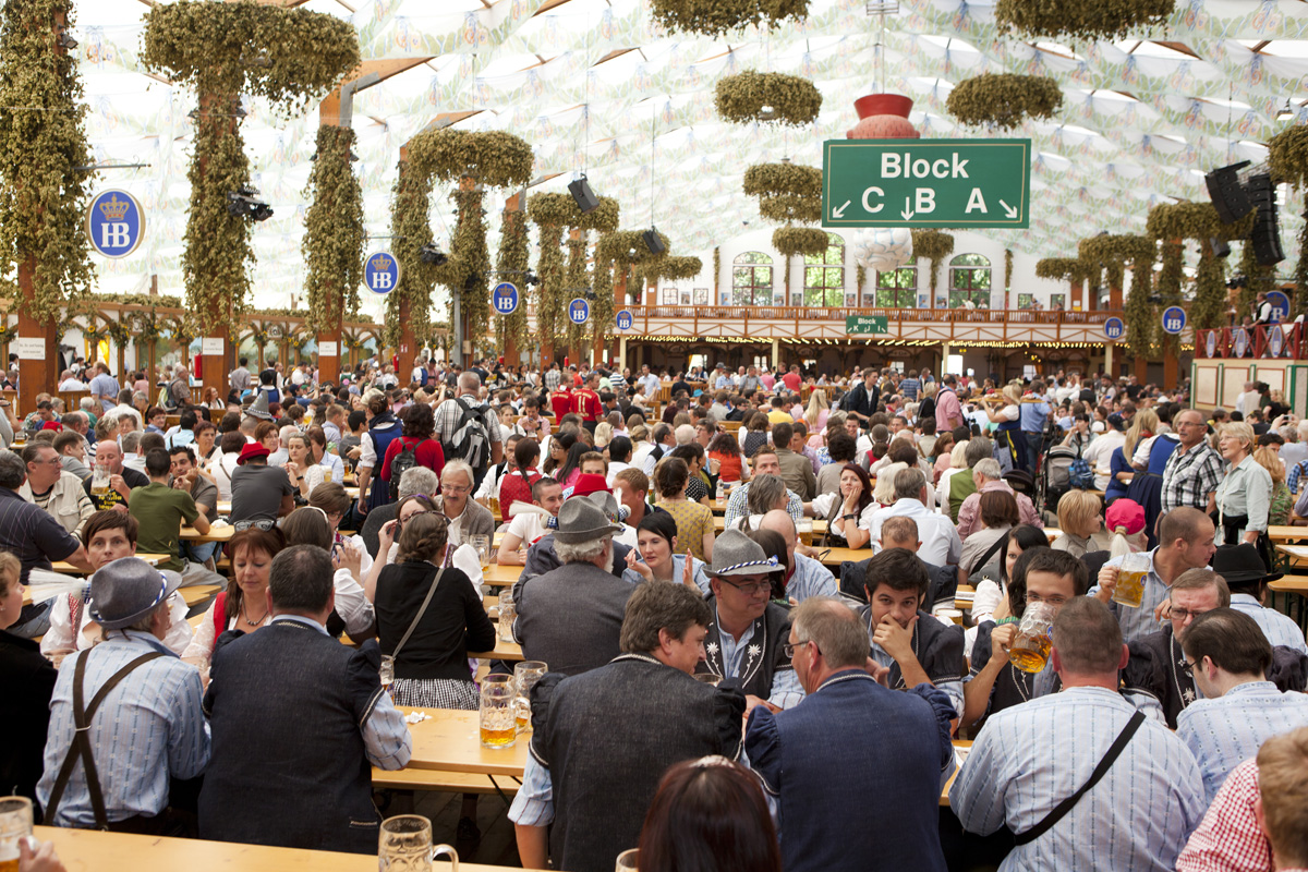 Oktoberfest_Beer_test_ExpatExplore