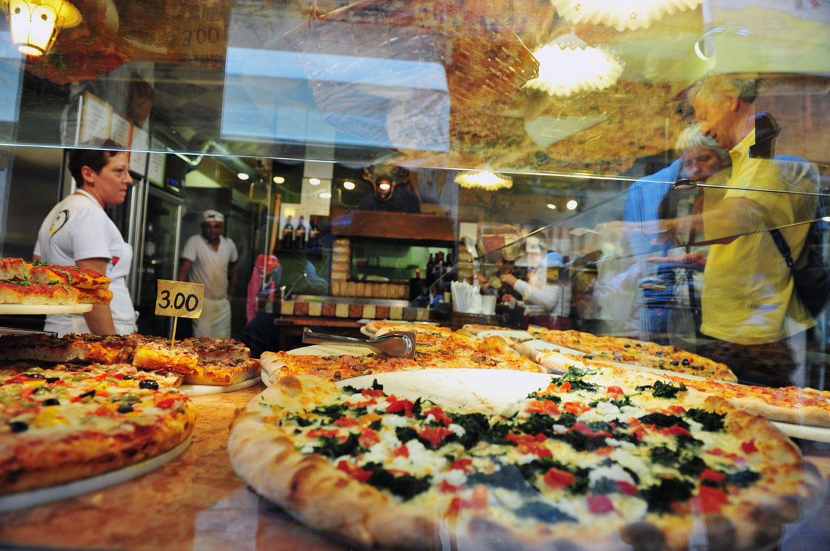 Pizza_Venice_Italy_ExpatExpslore