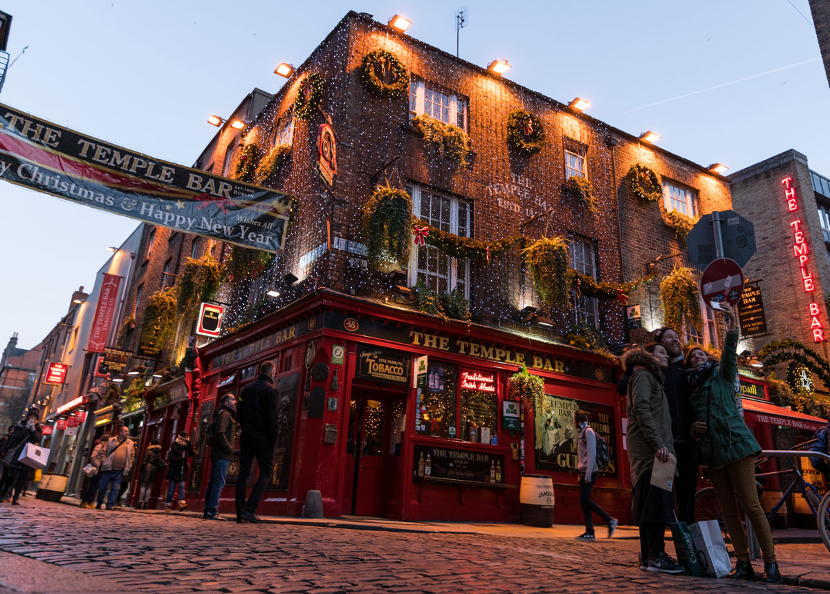 Pub in Dublin, Ireland Irish Pub Dublin Ireland