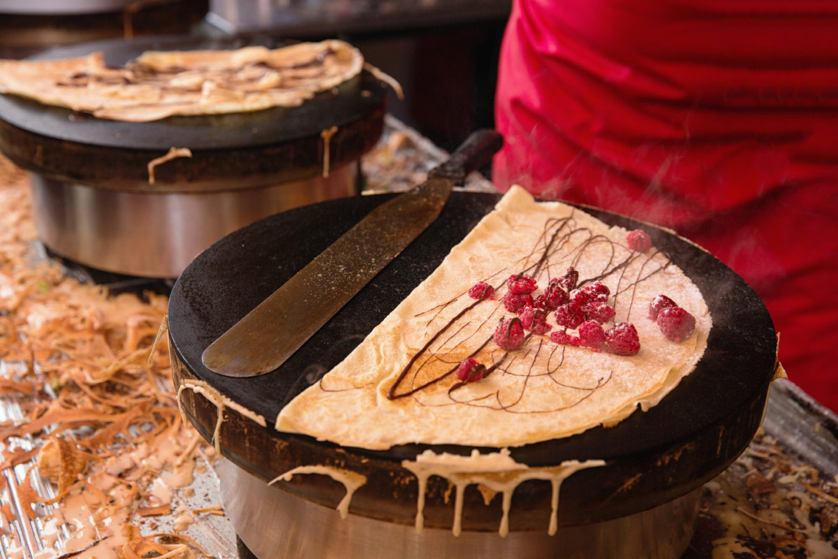 Freshly made crepe food bucket list