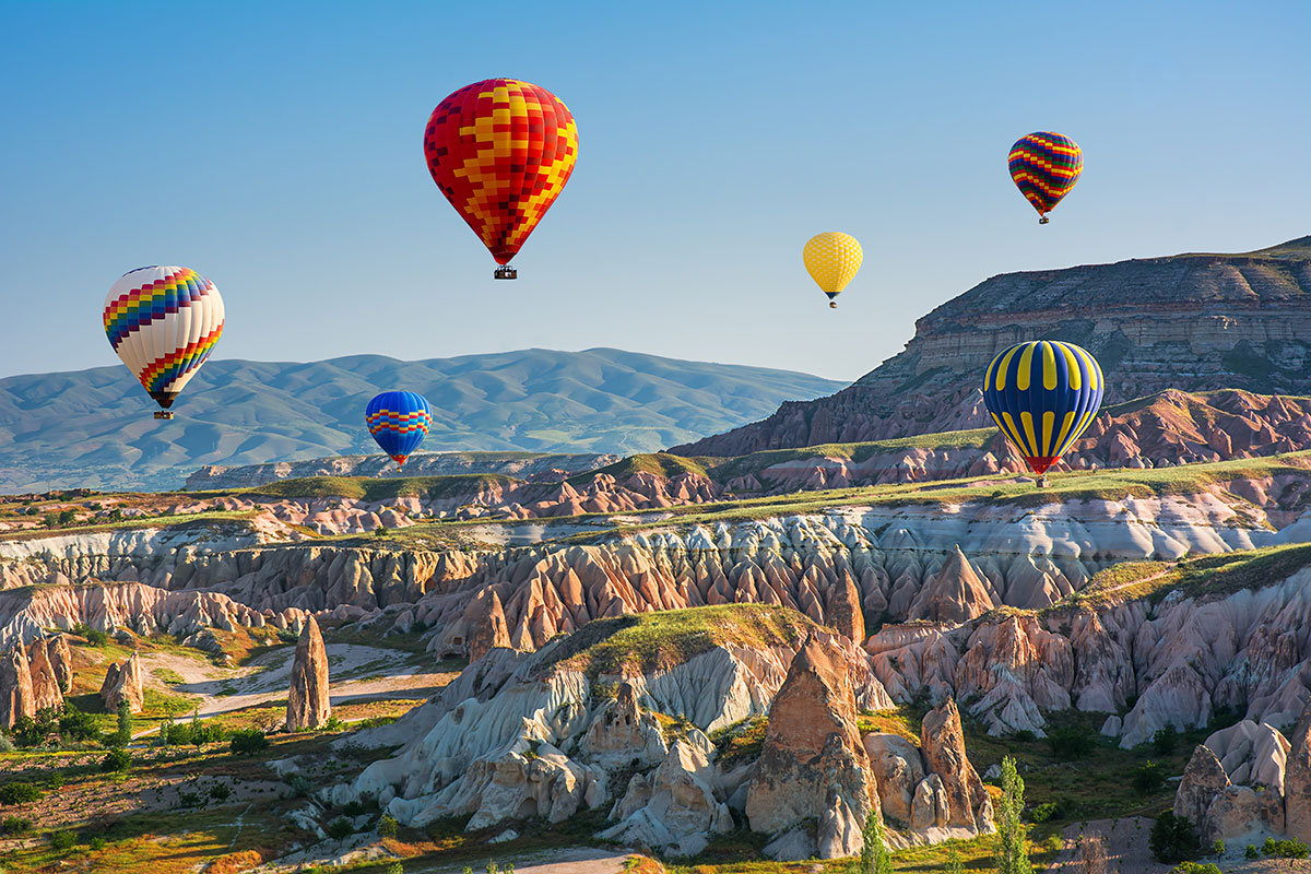hot air balloons in cappadocia - tour of turkey - expat explore