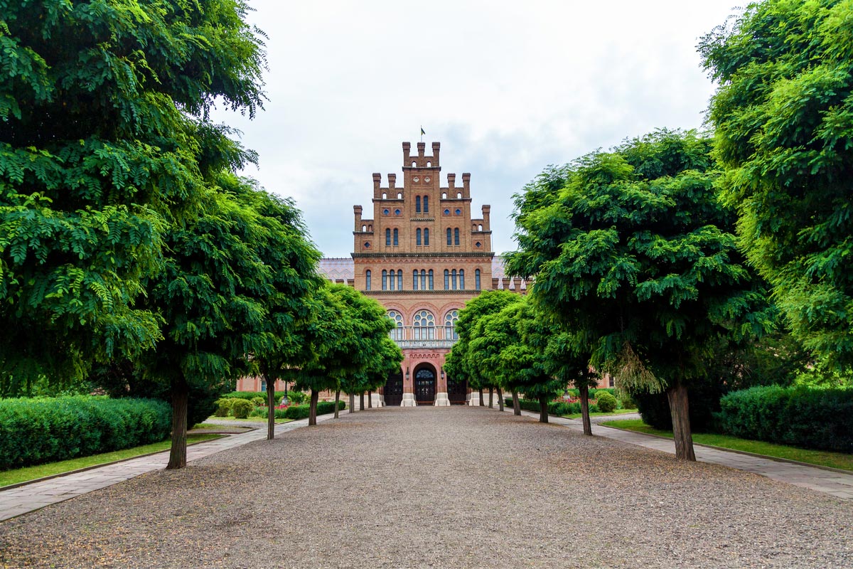 Must-see Ukraine tourist attractions in 8 of the top cities