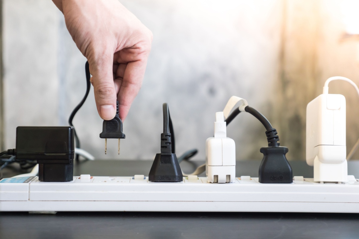 Plugs and travel adapters