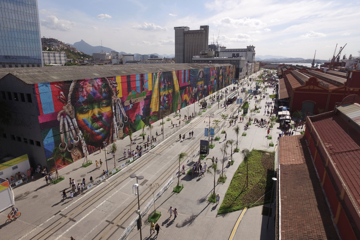 Kobra mural in Olympic Boulevard