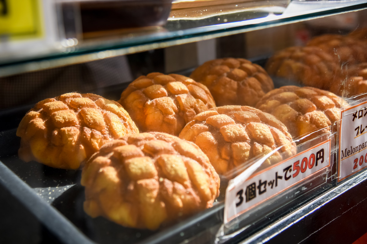 Enjoy the delicious Japanese Melonpan