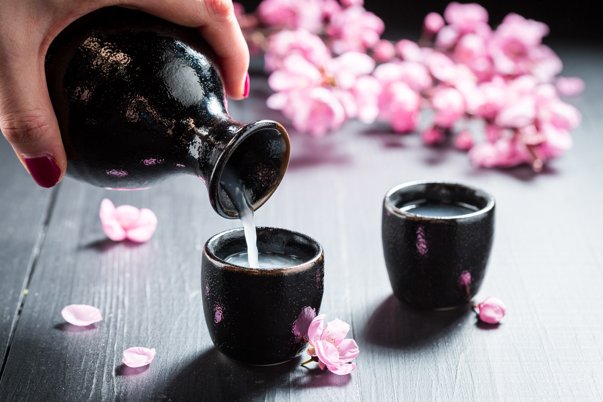 Enjoy some sake tasting in Nada