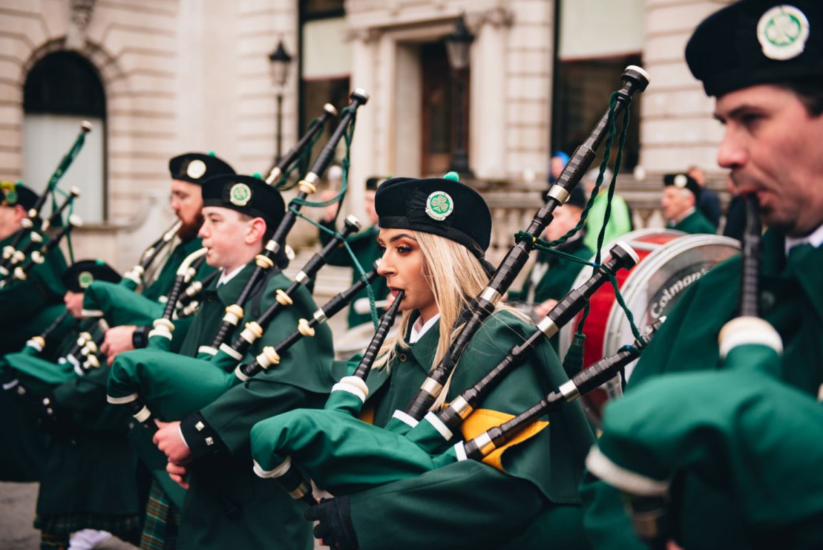 Pipe band perform in London