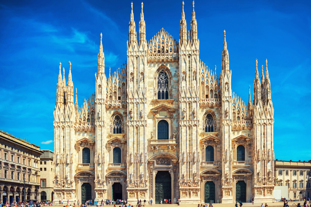 Duomo Milan, Italy, churches in Europe