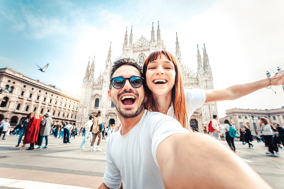 Couple in Italy, Italian travel phrases
